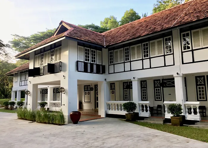 Labrador Villa (Adults Only)